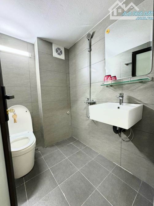 SIÊU HIẾM dân xây Ngọc Thụy 42m,4 tầng,2 thoáng,ôtô,kdoanh,nhỉnh 8tỷ - 4