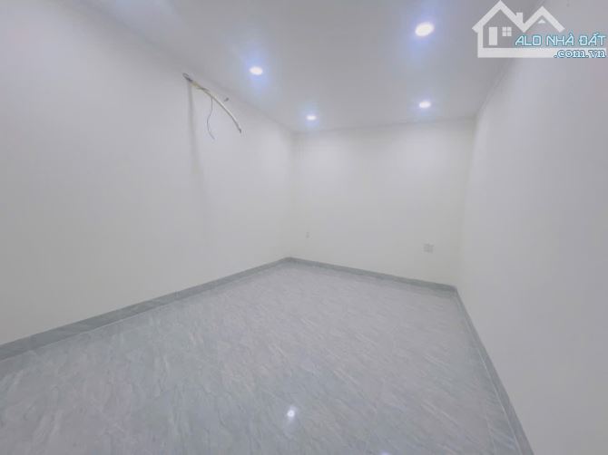 BÁN NGÀ KINH DOANH TỐT ĐƯỜNG TRẦN PHÚ NHÀ MỚI ĐẸP GIÁ TỐT PHƯỜNG THÀNH CÔNG - 4