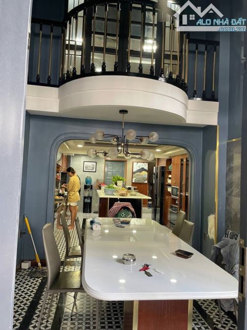 Nhà đẹp bình thạnh, diện tích lớn có hầm ô tô ngang khủng 8m, gần như biệt thự mini có tiể - 4