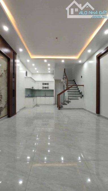 Bán nhà Thiên Lôi, Vĩnh Niệm, Lê Chân, Hải Phòng. 4 tầng, 41,8m2, 3,86 tỷ. Ngang 4,4m, - 4