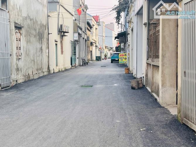 Bán lô góc 2 mằt thoáng, ngõ ô tô thông tại Thị Trấn Chúc Sơn, Chương Mỹ - 4