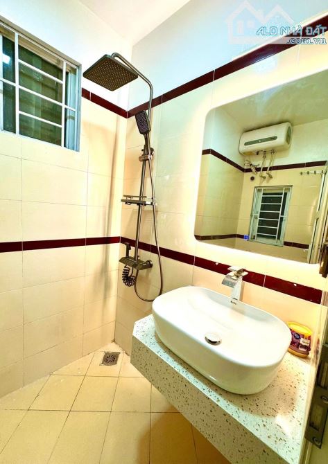 Bán nhà 279 Đội Cấn - bãi ô tô sát nhà - 6T ,35m2 - hơn 8 tỷ 💥 - 4