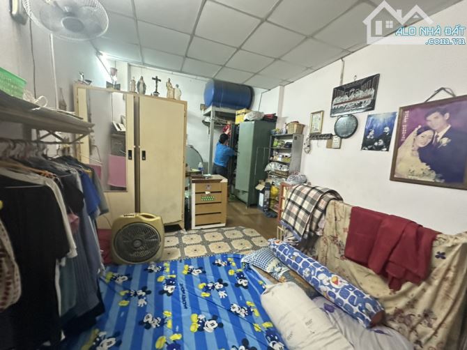 BÁN NHÀ, nguyễn văn quá, vị trí  đề bệp đông hưng thuận Quận 12,  giá siêu rẻ , chi 1.8 tỷ - 4