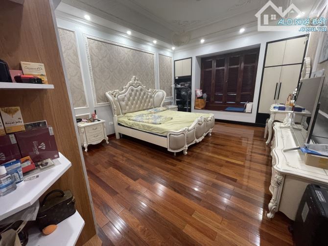 BÁN GẤP BT VĂN QUÁN 240M2 4 TẦNG LÔ GÓC-SÁT HỒ VĂN QUÁN CHỈ 55 TỶ - 5