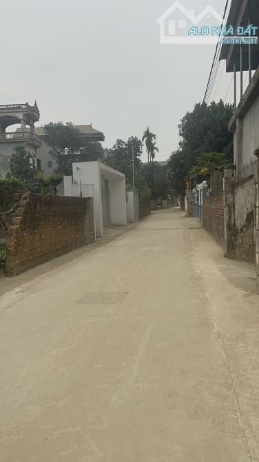 172 m đất nền Hòa Lạc mặt đường trục chính kinh doanh Giá 3,5 tỷ - 5
