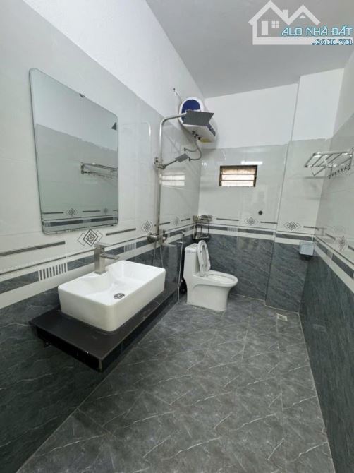 NHÀ ĐẸP 4 TẦNG – FULL NỘI THẤT – PHỐ TRẦN KHÁT CHÂN – NGÕ THÔNG – Ở LUÔN - 5