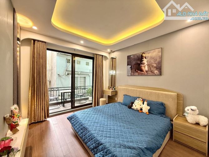 Bán nhà khu vực Hai Bà Trưng, hàng hiếm DT40m2;MT3,5;4T - 5
