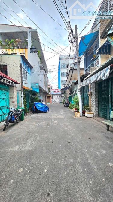 6.35 Tỷ - DT 4x16m- 3 tầng - HXH 8m- đường số 8- BHH.A- Bình Tân - 5