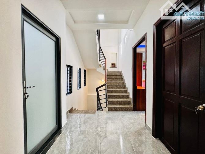 Bán nhà ngay Nguyễn Thái Sơn, Gò Vấp. Giá: 2 tỷ 812tr/ 69,5m2, sổ riêng, đường ô tô - 5
