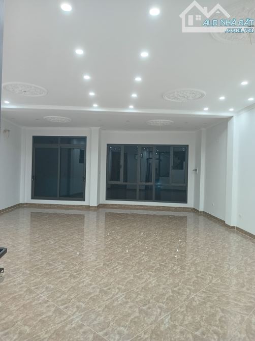 Bán nhà Đường Bờ Sông Tựu Liệt, Thanh Trì, 90m2x4T, giá 16 tỷ, 4 oto ngủ trong nhà - 5