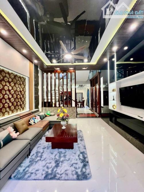 BÁN NHÀ 3 TẦNG MẶT TIỀN ĐƯỜNG 7M5 – KẸP KIỆT THOÁNG MÁT – GẦN BIỂN NGUYỄN TẤT THÀNH - 5