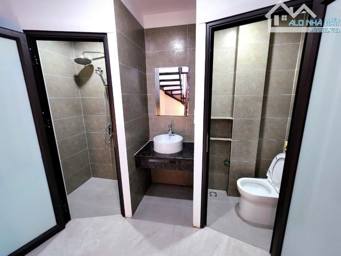 Bán nhà 3 tầng Tứ Liên - Diện tích 32m2 - Nhà đẹp ở ngay - Ko quy hoạch 3,55 tỷ - 5