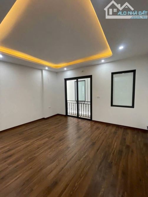 Bán Nhà 30m2 , 31.5m2 , 35.7m2 , 38.3m2 x5 Tầng - Yên Vĩnh - Hoài Đức Ô Tô Đỗ Cửa - 5