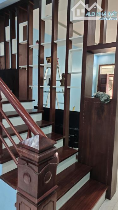 NHÀ DÂN XÂY 4 TẦNG 2 MẶT NGÕ OTO ĐỖ CỔNG , SÁT CẤP 3 HOÀI ĐỨC A , 500m ra TRỊNH VĂN BÔ - 5