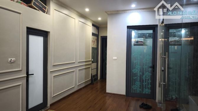 KINH DOANH VIP, LÔ GÓC 70M², 4 TẦNG, Ô TÔ TRÁNH – CẦU GIẤY THÔNG NGUYỄN VĂN HUYÊN - 5