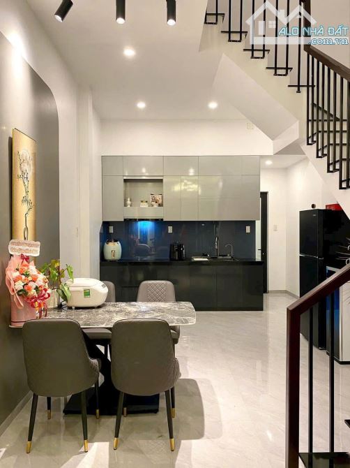 Bán nhà 2,5 tầng đẹp Full nội thất, mặt tiền KQH Bàu Vá, phường Trường An, TP Huế - 5