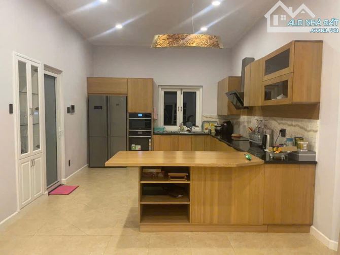 Biệt thự góc 2 mặt tiền KHU COMPOUND THẢO ĐIỀN 1 – 458m² – hồ bơi – sân vườn – giảm 10 TỶ - 5