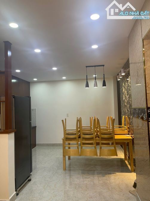 NHÀ 3,5LẦU MỚI HXH ĐƯỜNG NGUYỄN TRỌNG TUYỂN , P15 , QUẬN - PN - 5
