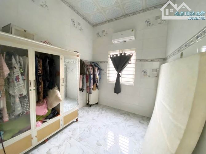 Bán gấp căn nhà ở ngay 1 / đường Suối Lội , Củ Chi 120m2 SHR giá 670tr - 5