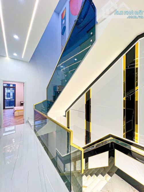 Bán nhà 2 lầu trục chính đường D1 KDC Hồng Loan . Giá 7,5 tỷ - 5