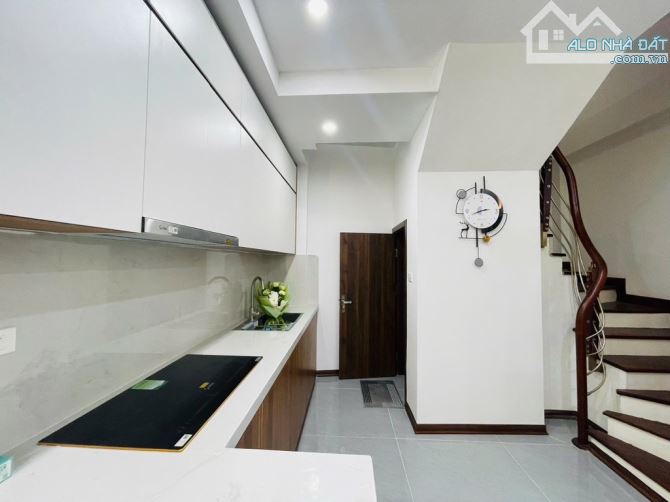 🏡BÁN NHÀ ĐẸP PHỐ ĐỘI CẤN - CÁCH PHỐ 100M - NGÕ RỘNG gần Ô TÔ TRÁNH 👉Nhà mới, thiết kế hi - 5