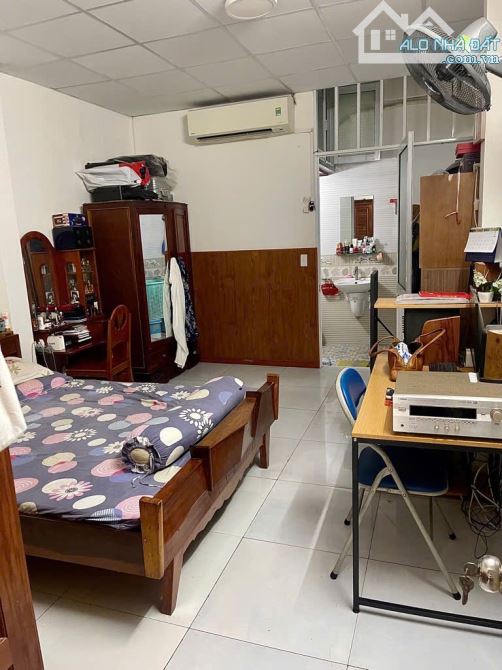 BÁN NHÀ HẺM 466 NGUYỄN VĂN CÔNG, P3, GÒ VẤP – 40M² – 3 TẦNG – GẦN MẶT TIỀN – 5 TỶ - 5