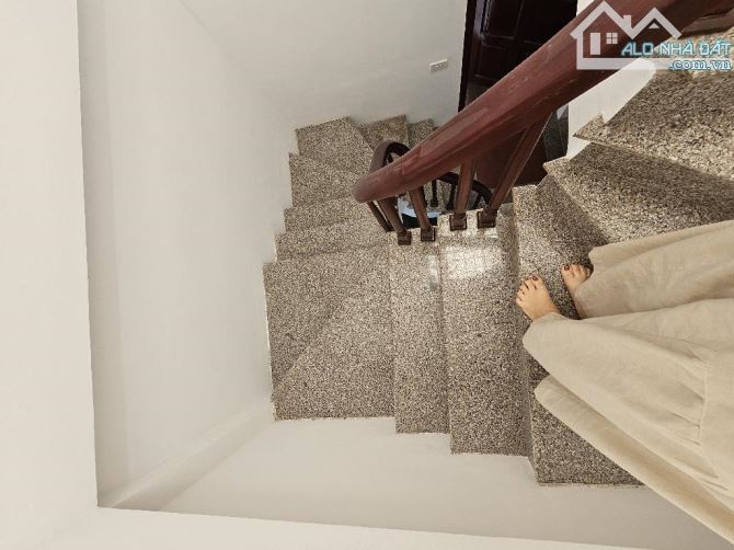 🏡 NHÀ MỚI LĨNH NAM - 5 TẦNG - 35M² - GIÁ NHỈNH 5 TỶ - 5