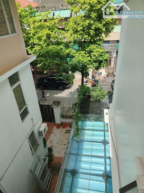 BIỆT THỰ 5 SAO KĐT VĂN KHÊ, GARA, THANG MÁY, FULL NỘI THẤT SANG SỊN, Ở NGAY. Giảm chào 4 - 4