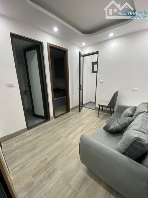 BÁN GẤP TÒA NHÀ CCMN ĐƯỜNG QUAN NHÂN. 160M2 - 8 TẦNG. THANG MÁY. 21 CĂN HỘ CHO THUÊ. - 5
