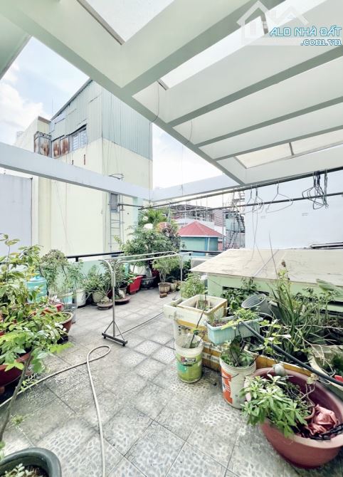 Nhà hẻm xe hơi, DT 134m, ngang nhà 5.7m, Phường 26, Bình Thạnh - 5