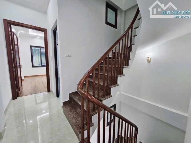 BÁN NHÀ Trung Tâm Cầu Giấy 40M x 6 Tầng Giá Nhỉnh 15 Tỷ - 5