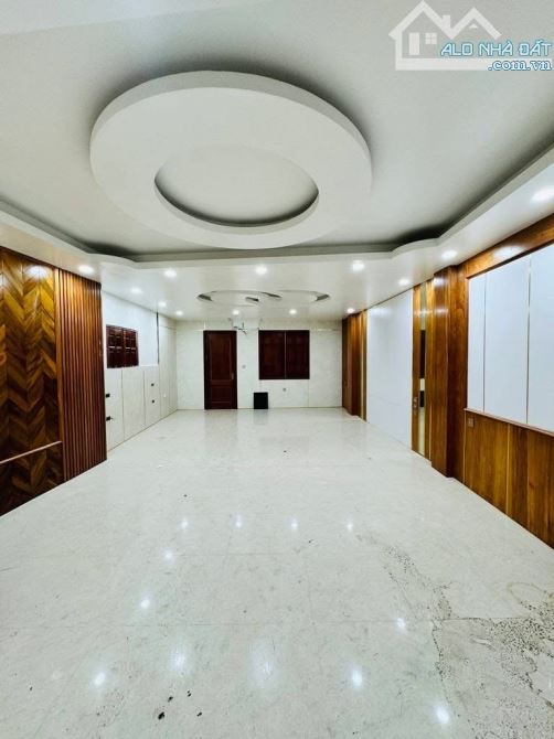 BÁN NHÀ PHỐ THÁI HÀ 118m2 - 6T THANG MÁY - MT 5.4m - 47 TỶ -LÔ GÓC - GARA ÔTÔ - KINH DOANH - 5