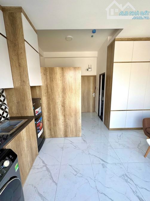 Cho Thuê CCMN 241 Ngõ Chợ Khâm Thiên  30m2 Studio Gác Xép Ban Công Giặt Riêng Thang Máy - 5