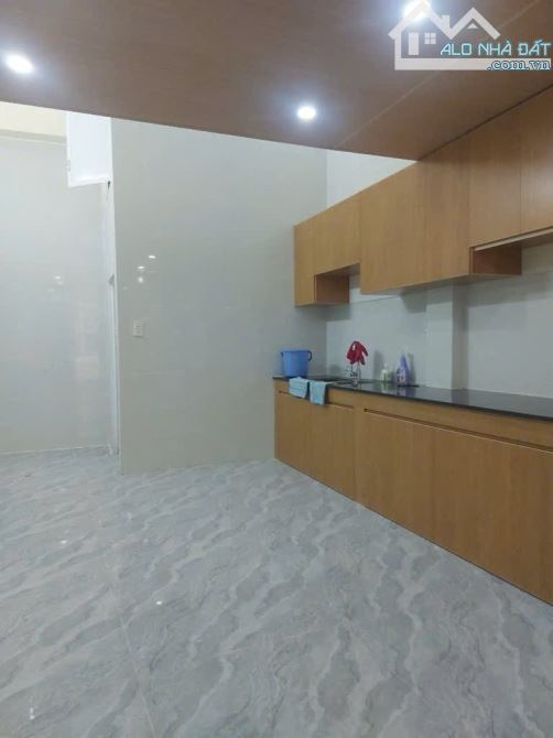 NHÀ GẦN NHÀ THỜ TÂN HOÀ- TRƯỜNG SA P13 PN- 3 TẦNG- 61M2- 7,5 TỶ - 6