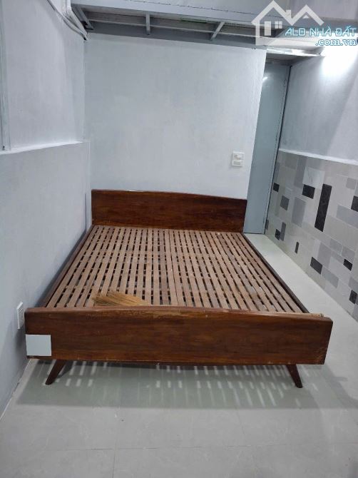 Phòng trọ Xuân Đỉnh cấp 4 gác xép với 28m2 đủ đồ giá 2,5tr /th - 6