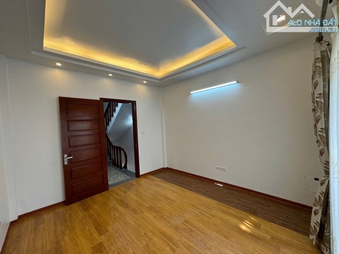 BÁN NHÀ NGỌC THUỴ,HÀNG SÓT LẠI,43M,MT3,6M,5Tầng,4PN,FULL NỘI THẤT XỊN XÒ,Ô TÔ GẦN, AN SINH - 6
