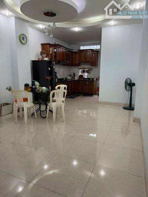 Cho thuê nhà nguyên căn tại  Đường Quang Trung, Phường 8, Quận Gò Vấp - 6