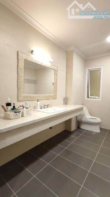 Biệt thự góc 3 mặt tiền Nguyễn Thành Ý 260m2, 13x20m, 4 tầng, 139 tỷ - 6