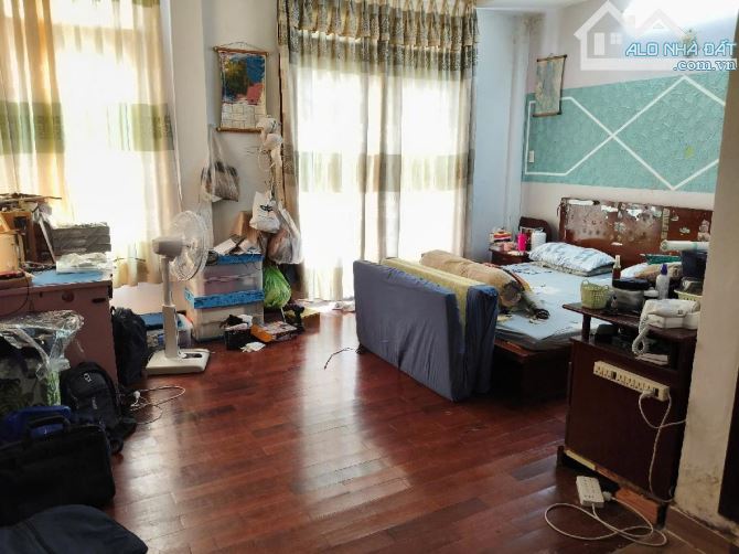 BIỆT THỰ BÌNH THẠNH 3 TẦNG - XE HƠI THÔNG - GẦN CHỢ BÀ CHIỂU - 176M2 - NGANG ĐẸP 8M - 6