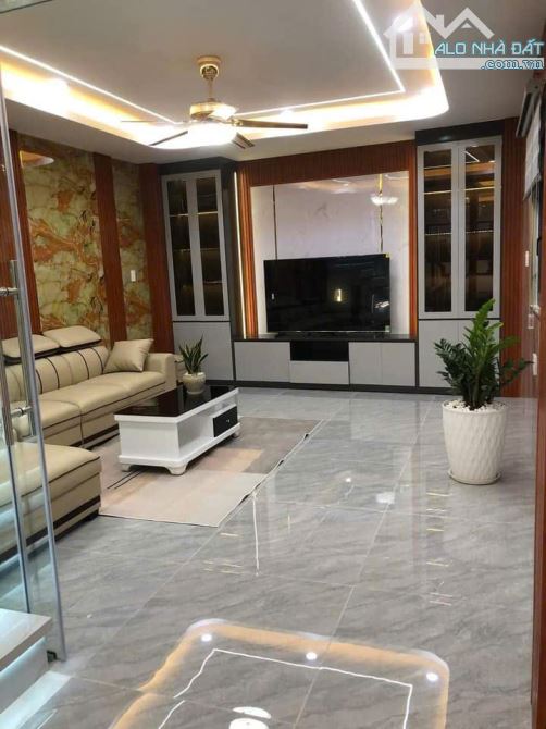 Bán căn 2 góc mặt tiền phường hiệp thành q12  4.5x15m , giá: 6 tỷ 45 còn TL - 6