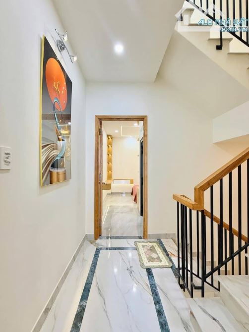 Đi nước ngoài định cư, bán gấp nhà ngay Khuông Việt, Tân Phú. Giá: 2 Tỷ 850 / 52m2. SHR - 6