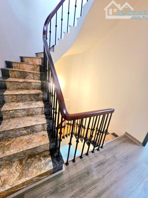 hoàng văn thái-DT 65M *5T nhỉnh 15 tỷ-ô tô tránh, vào nhà -ngõ thông kinh doanh -nhà đẹp - 6