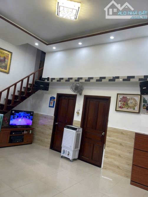 Bán nhà mê lửng đúc kiệt ô tô Đinh Tiên Hoàng, cách đường chính chỉ vài căn nhà - 6