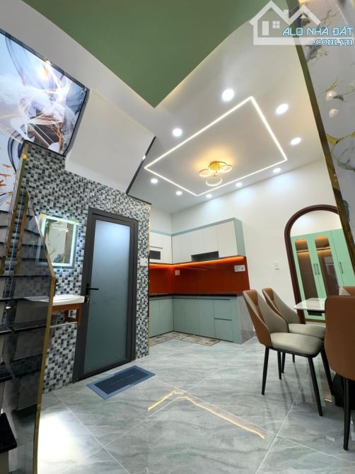 BÁN NHÀ TÂN PHÚ – 52M² – 2 TẦNG – FULL NỘI THẤT – GIÁ NHỈNH 5 TỶ - 6