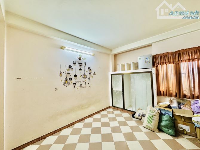 Hẻm 6M Kinh Doanh ngay Nguyễn Kim. Q10. 50m2. 4 tầng 4Pn. 1 đời chủ. Chỉ 9.5 tỷ - 6