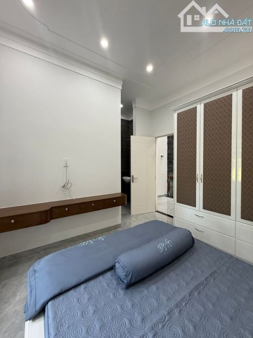 NHÀ 3 TẦNG MT LÊ VĂN SĨ,LIÊN CHIỂU GẦN BIỂN - 6