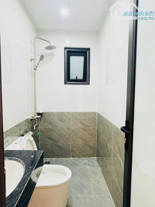 SIÊU PHẨM PHẠM VĂN ĐỒNG ,CG-NHÀ MỚI KÍNH KOONG-6TẦNG-40M2- 9TỶ, THANG MÁY NHẬP Ý - NỘI THÂ - 6