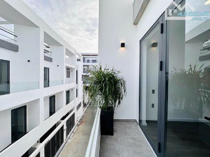 "Nhà phân lô vip 3 tầng 45m2 vuông vức ngay lê đức thọ Ô tô tránh – rộng 5m chỉ 6 tỷ - 6