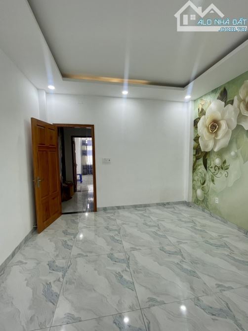 NHÀ ĐẸP TẶNG TOÀN BỘ NỘI THẤT- NGAY BỆNH VIỆN BÌNH TÂN- HƯƠNG LỘ 2 -DT: 4*16.5M- 6.4 TỶ - 6