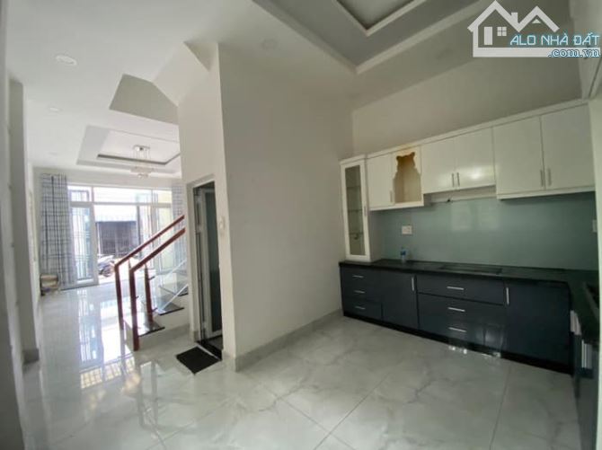 NHÀ 3 TẦNG - KHU PHÂN LÔ THỚI AN 16 - XE TẢI ĐẬU CỬA - 4.2 x 13M - DÒNG TIỀN 10TR/THÁNG - 6